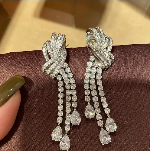 Women's Vintage Bowknot Teardrop Tassel Drop Earrings