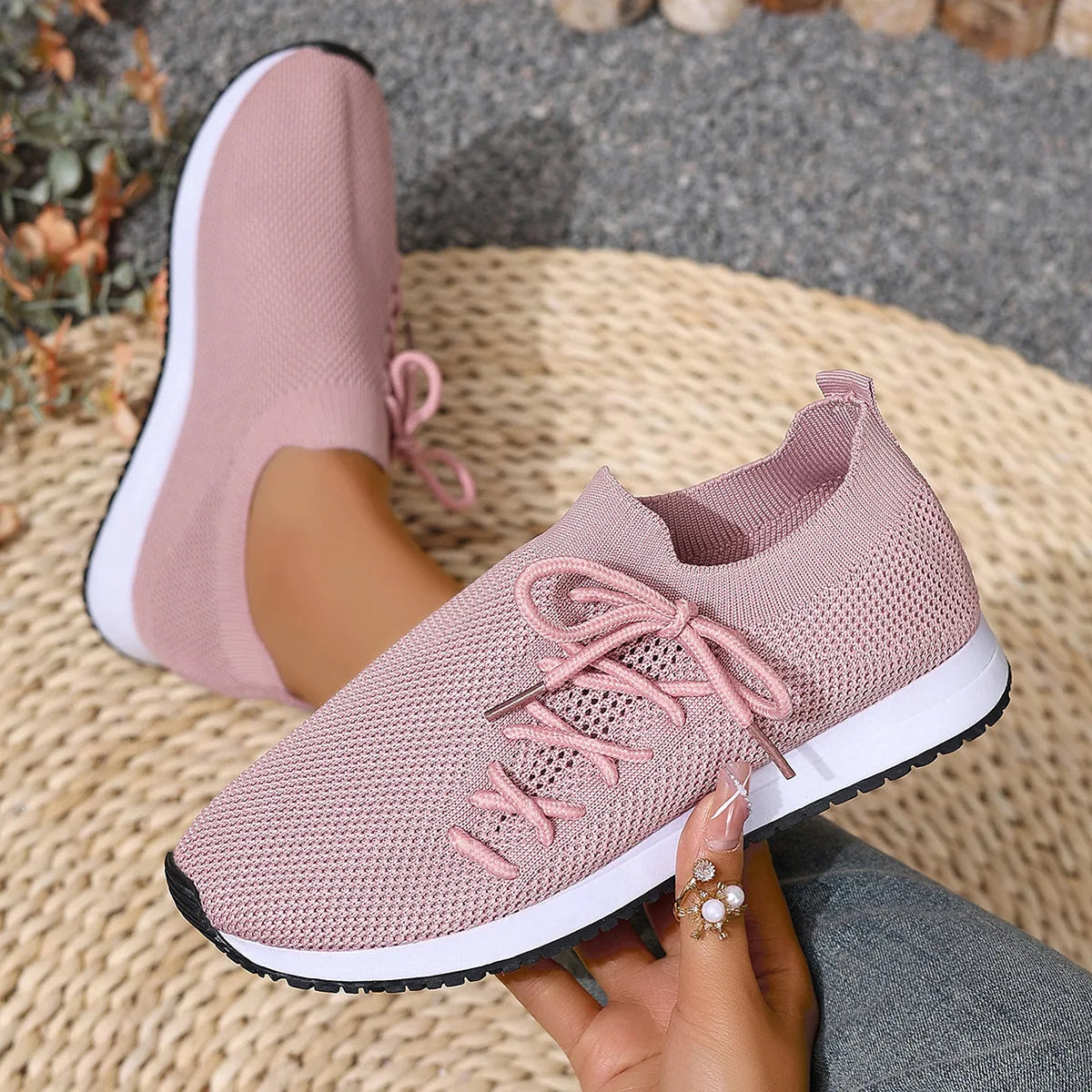 Women's Breathable Mesh Walking Flat Casual Sneakers 2026