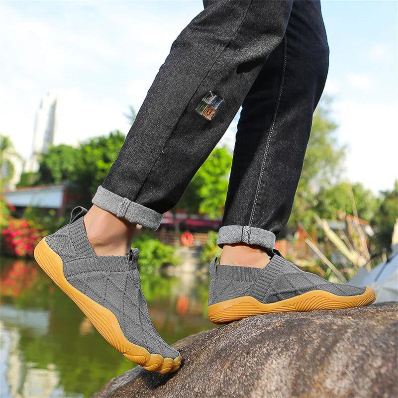 Men's Breathable Barefoot Trail Hiking Shoes