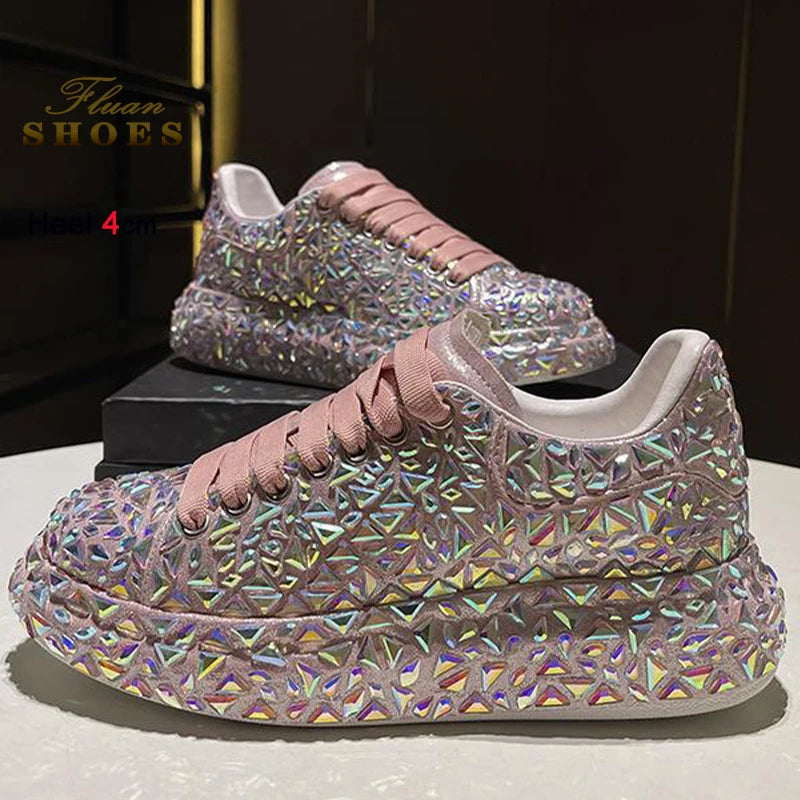 Women's Round Toe Platform Lace-Up Casual Sneakers