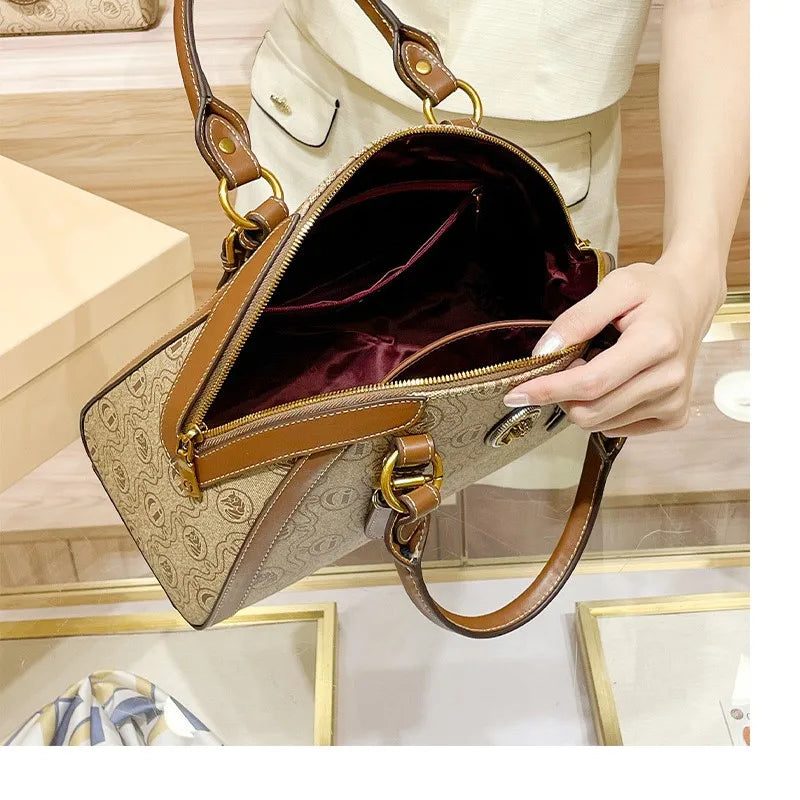 Women's Retro Large Capacity Shoulder Crossbody Bag
