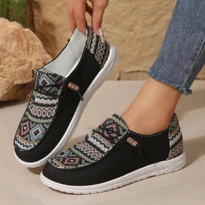 Women's Lightweight Canvas Lace-Up Sneakers
