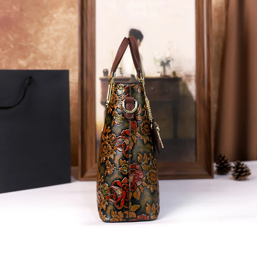 Women's Retro Large Capacity Shoulder Crossbody Bag