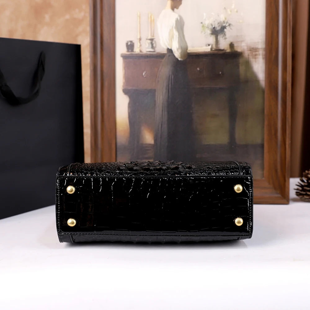 Women's Crocodile Pattern Bamboo Handle Handbag