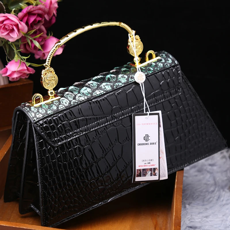 Women's Crocodile Pattern Genuine Leather Shell Crossbody Bag