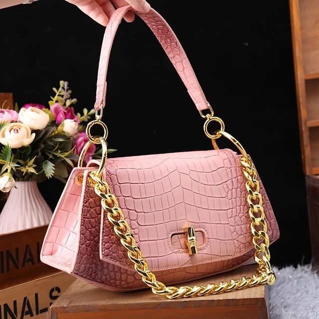 Women's Crocodile Pattern Genuine Leather Saddle Shoulder Crossbody Bag
