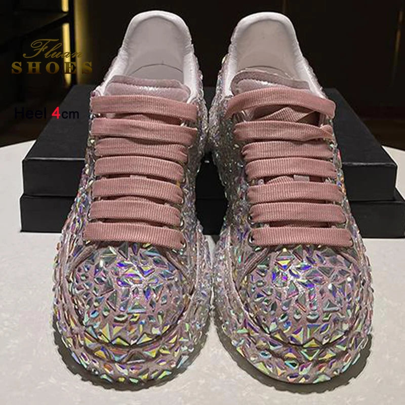 Women's Round Toe Platform Lace-Up Casual Sneakers