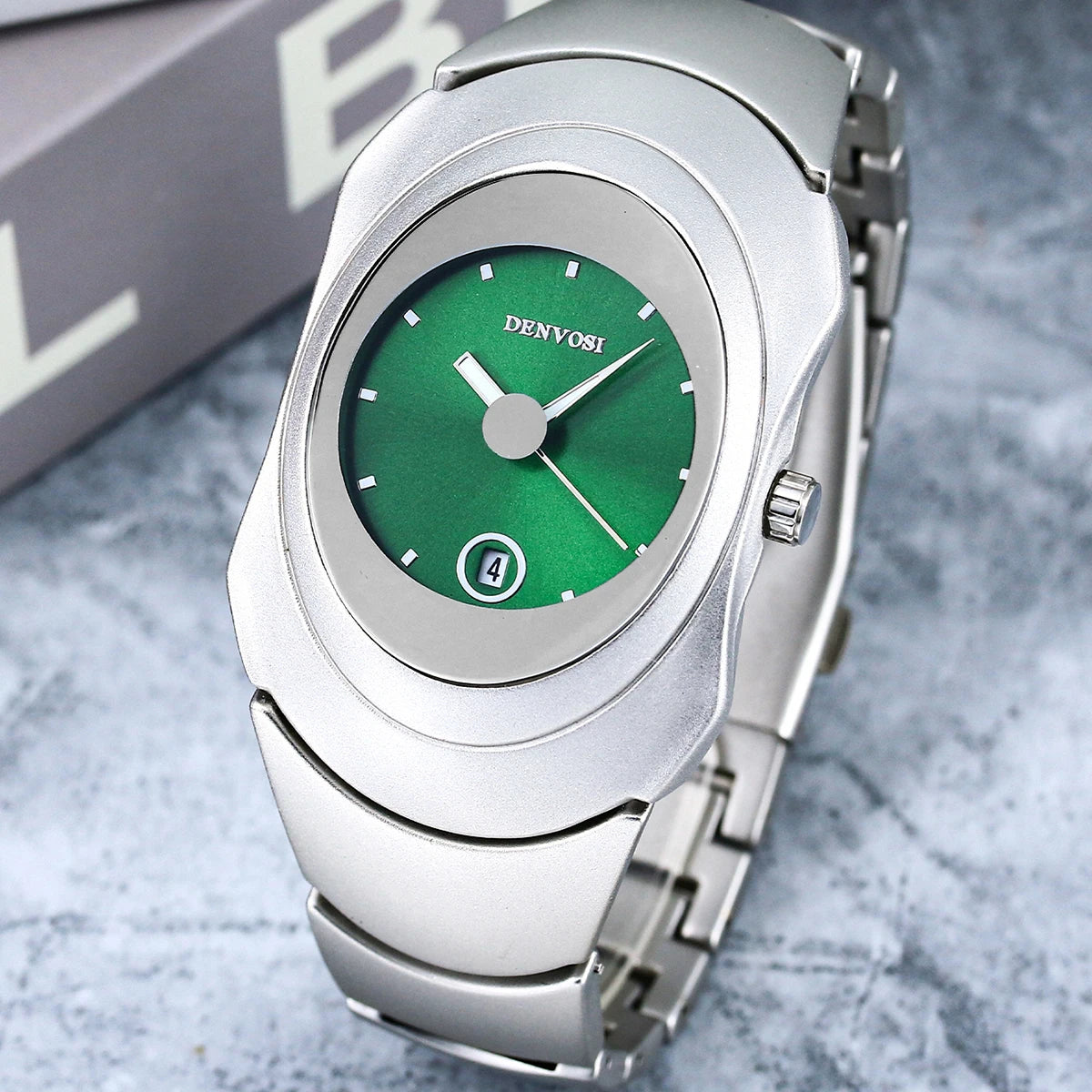 Men's Sleek Stainless Steel Waterproof Quartz Watch