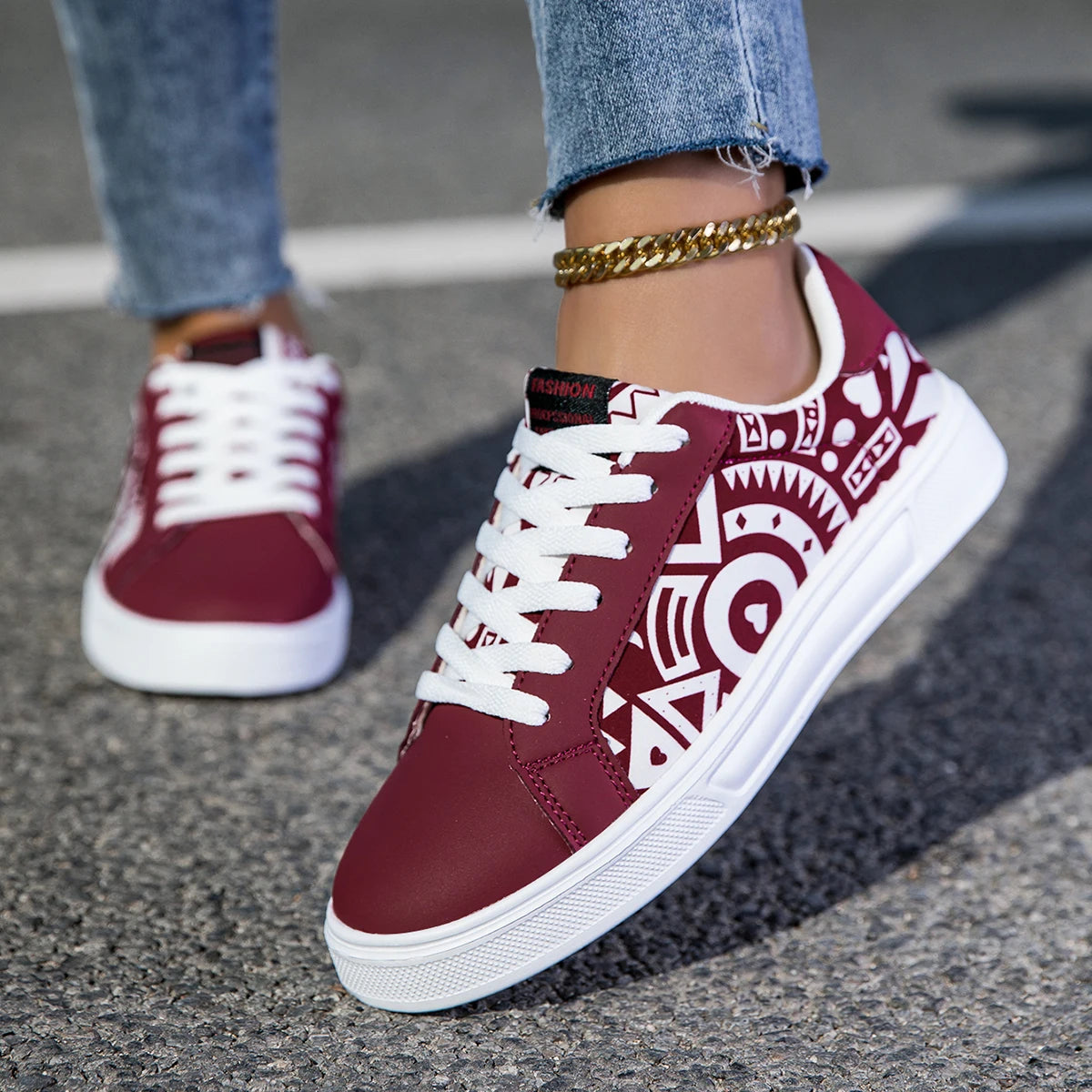 Women's Lightweight PU Skateboard Sneakers