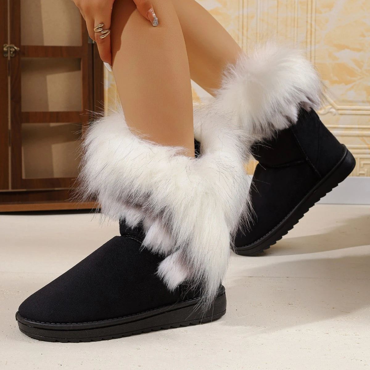 Women's Solid Color Mid-Calf Snow Boots
