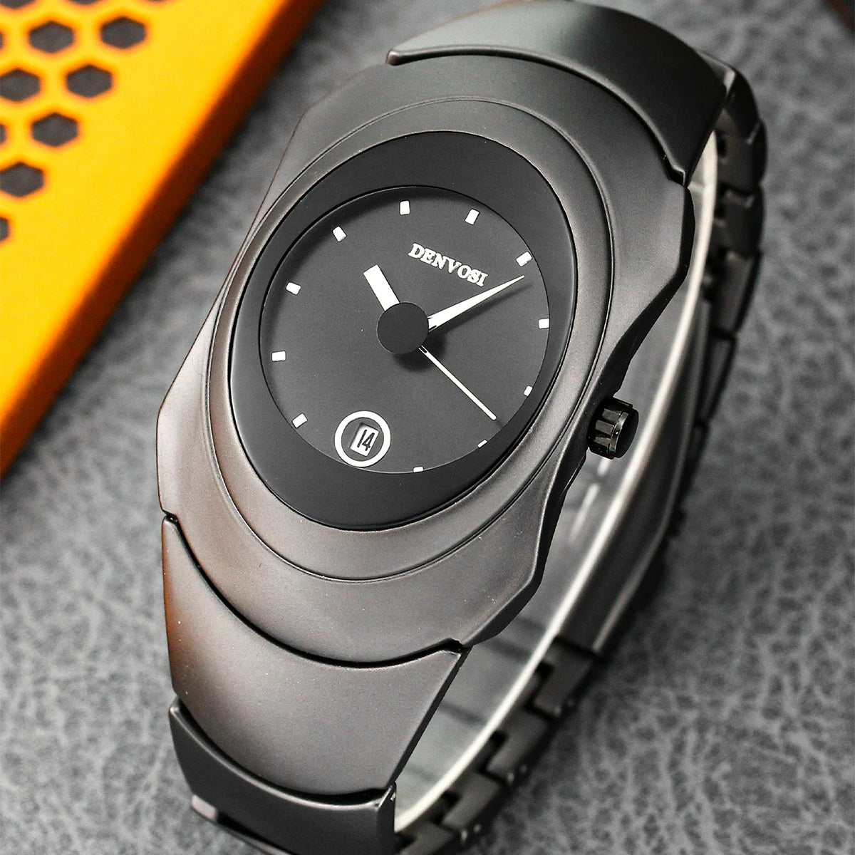 Men's Sleek Stainless Steel Waterproof Quartz Watch