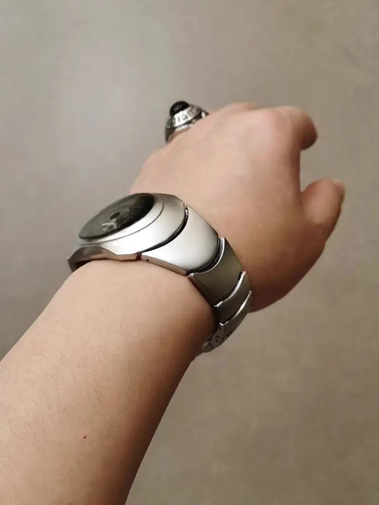 Men's Sleek Stainless Steel Waterproof Quartz Watch