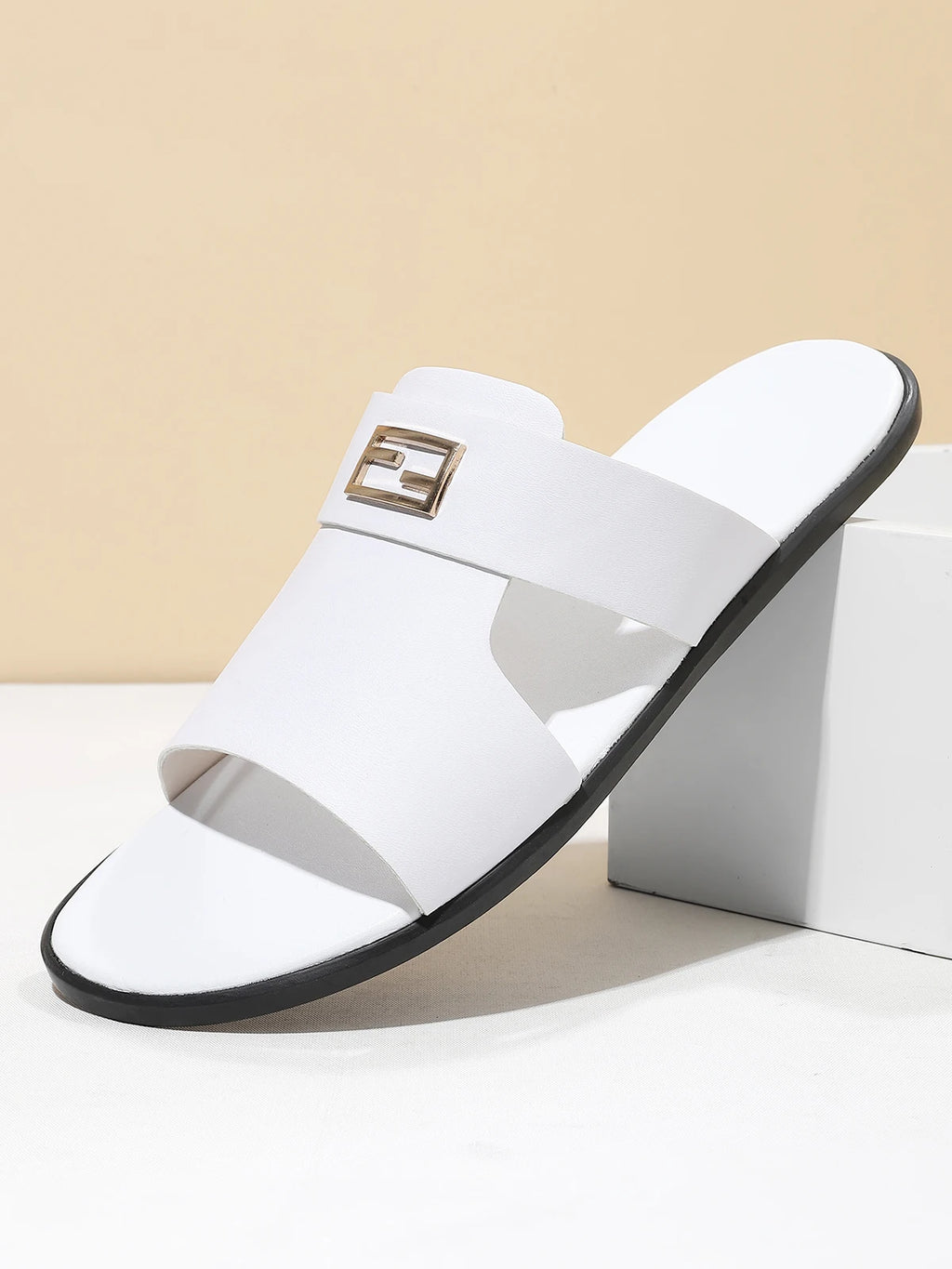 Men's Summer Metal Buckle Slip-On Flat Slippers