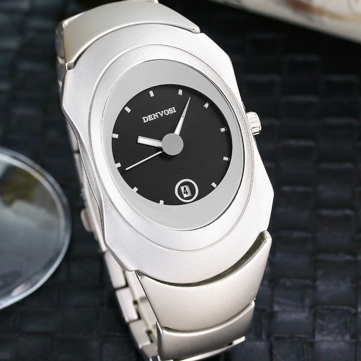 Men's Sleek Stainless Steel Waterproof Quartz Watch