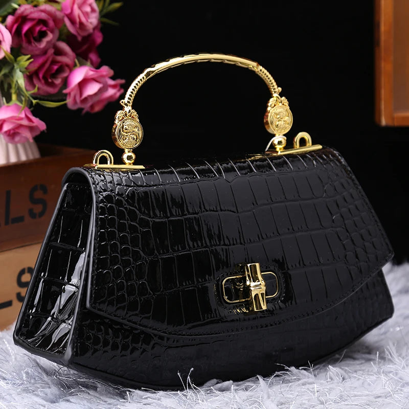 Women's Crocodile Pattern Genuine Leather Saddle Shoulder Crossbody Bag