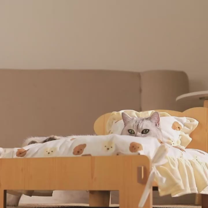Wooden Bear Cat Bed for Cats