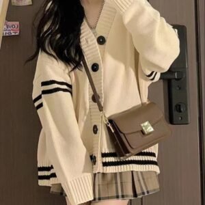Design-focused Relaxed-fit Preppy-style Long-sleeve Knitted Cardigan